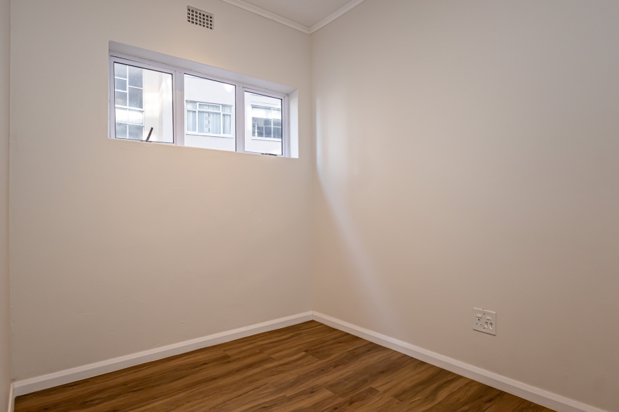 To Let 2 Bedroom Property for Rent in Sea Point Western Cape